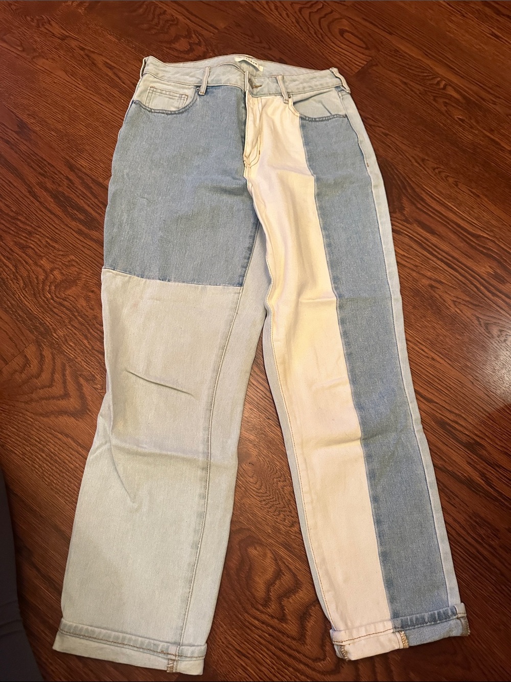 PacSun Two-Tone Patchwork Straight-Leg Jeans in Light Blue & Cream